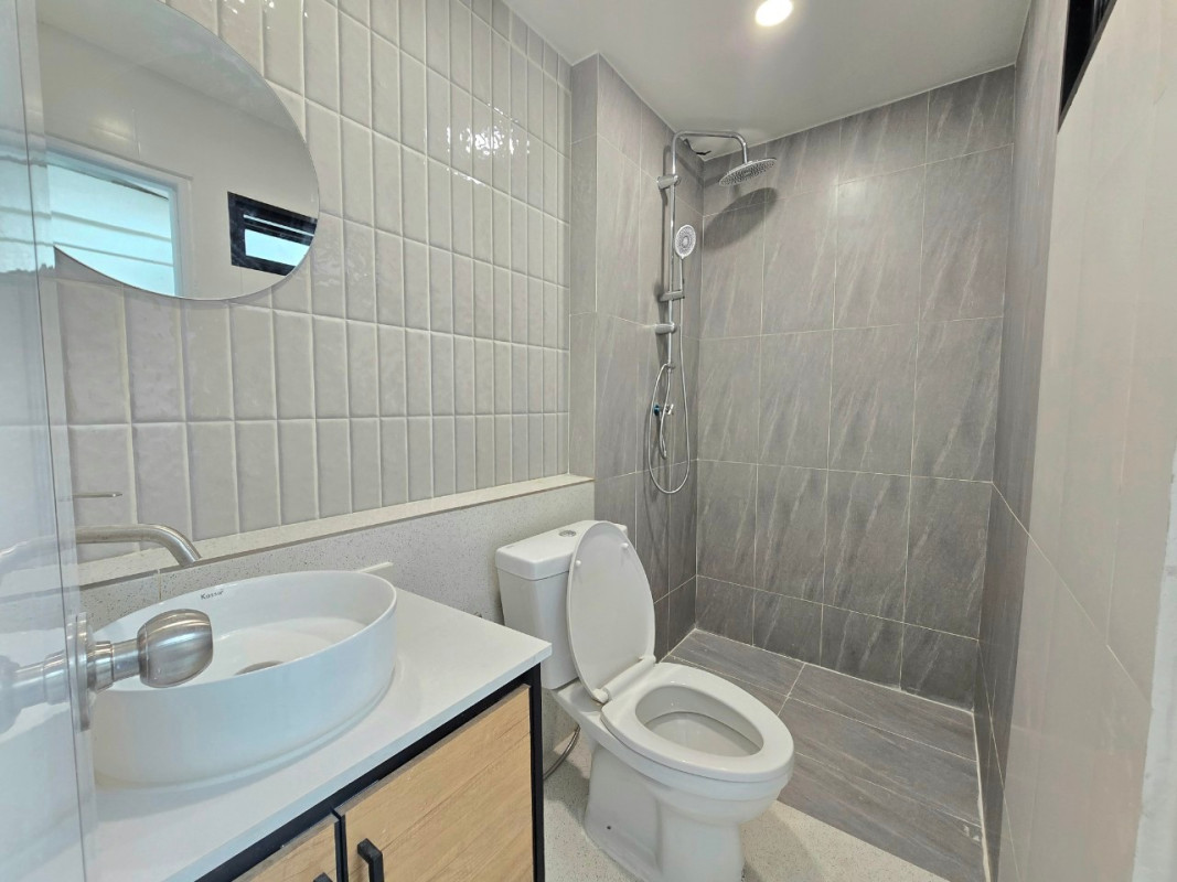 Townhouse Bangkok Phra Khanong Bang Chak 2990000