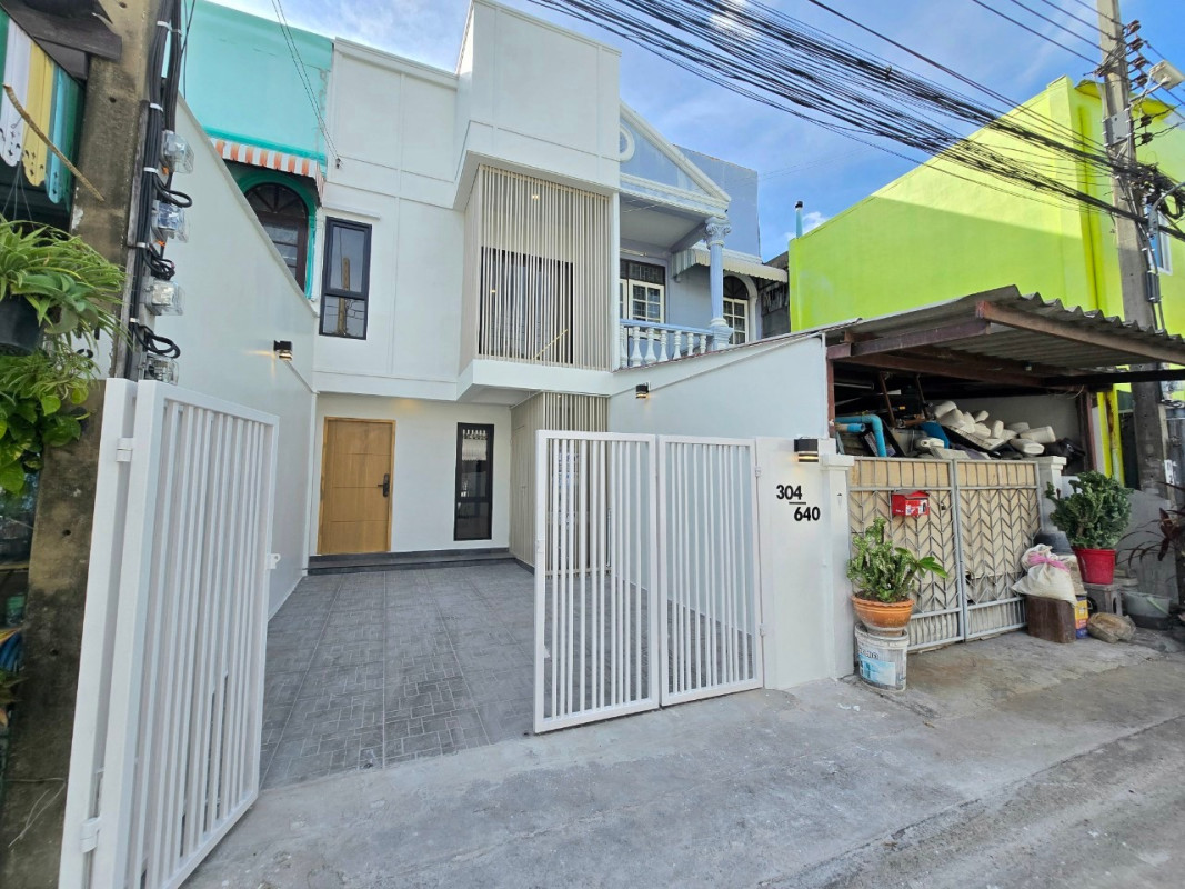 Townhouse Bangkok Phra Khanong Bang Chak 2990000