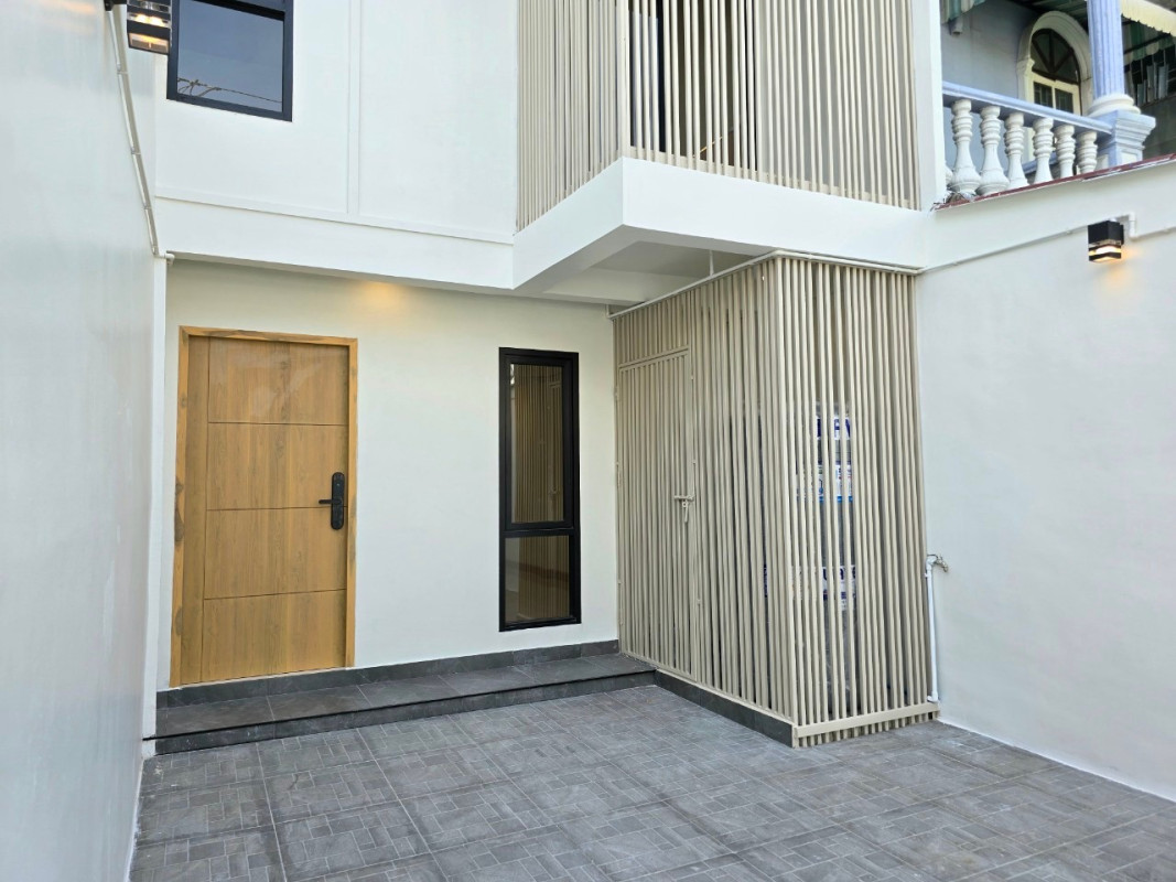 Townhouse Bangkok Phra Khanong Bang Chak 2990000