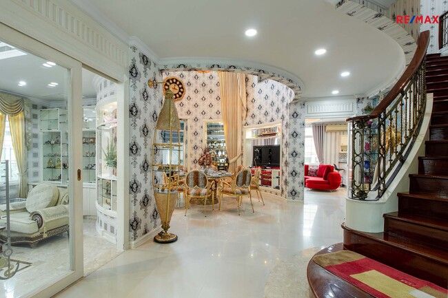 บ้านเดี่ยว นาราสิริ สาทร วงแหวน กรุงเทพมหานคร บางแค หลักสอง 42800000