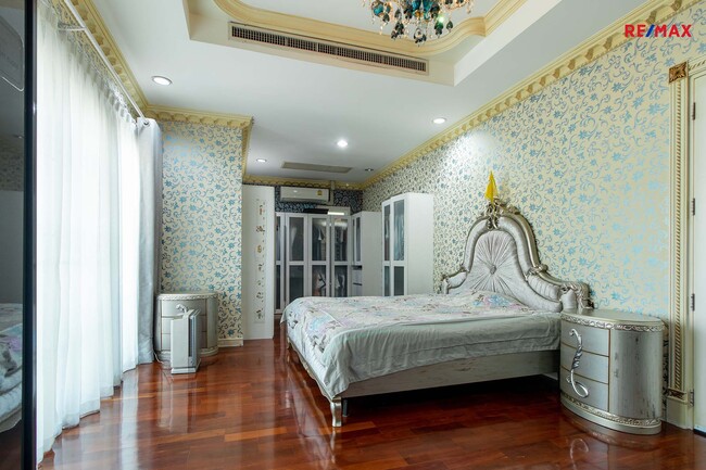 บ้านเดี่ยว นาราสิริ สาทร วงแหวน กรุงเทพมหานคร บางแค หลักสอง 42800000