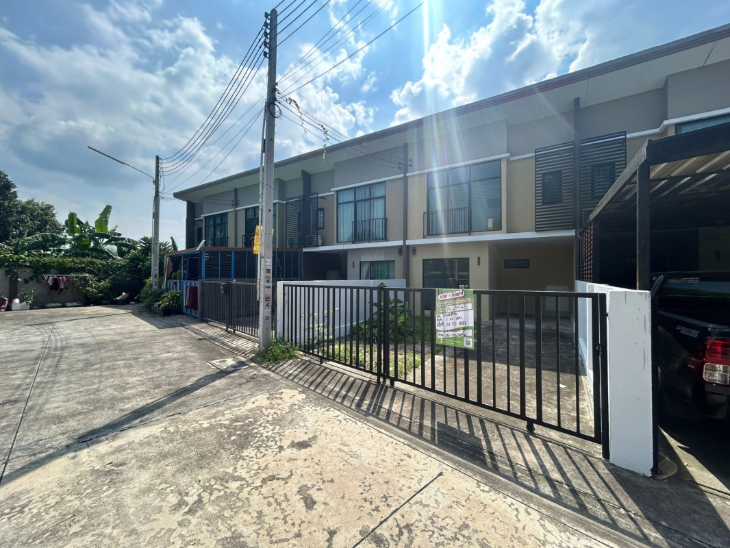 ทาวน์เฮ้าส์ Beston village ชลบุรี ศรีราชา หนองขาม 2000000