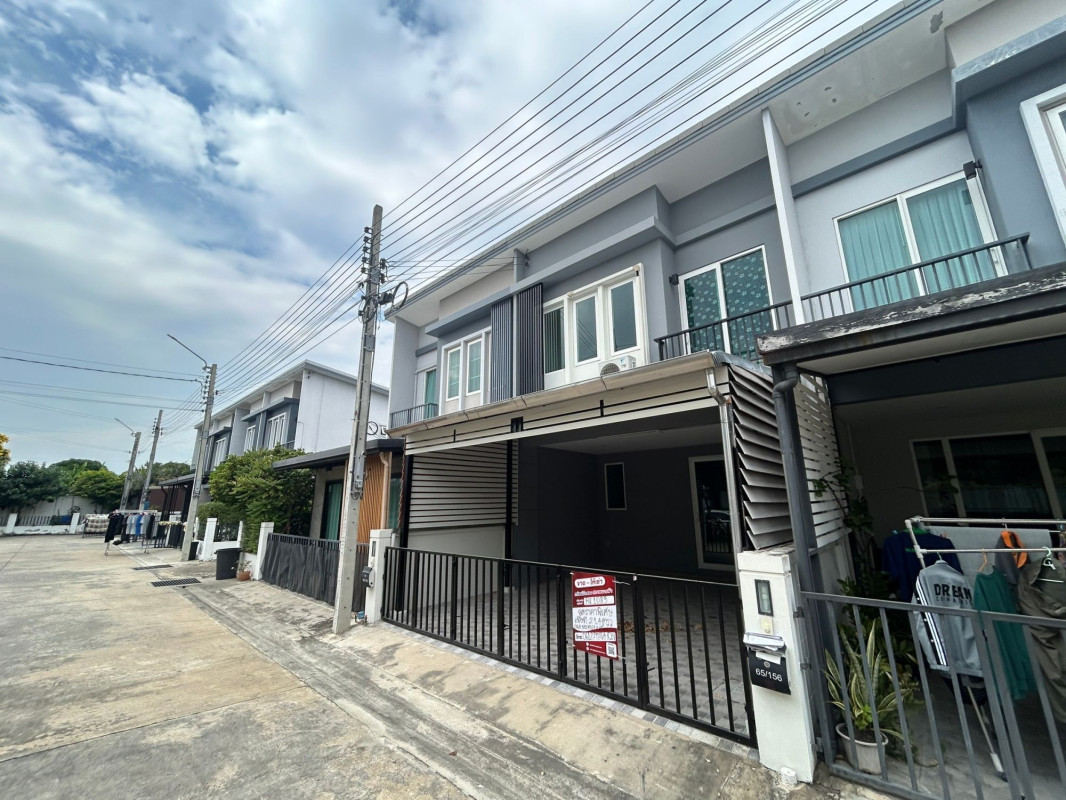 ทาวน์เฮ้าส์ ชวนชื่น ทาวน์ กาญจนา-บางใหญ่ นนทบุรี บางใหญ่ บางแม่นาง 2650000