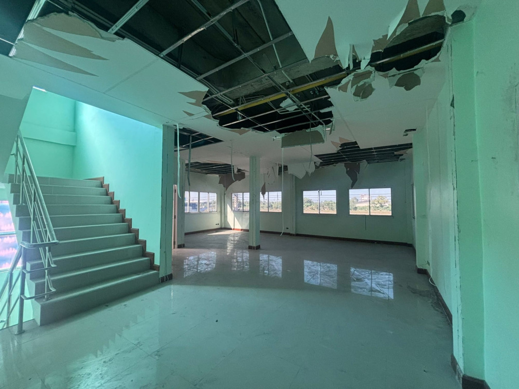 โรงงาน/โกดัง ปทุมธานี คลองหลวง คลองเจ็ด 20600000