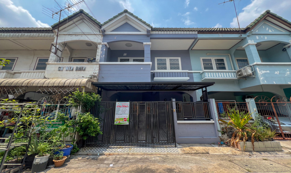 ทาวน์เฮ้าส์ หมู่บ้านบัวทองธานี นนทบุรี บางบัวทอง บางบัวทอง 1800000