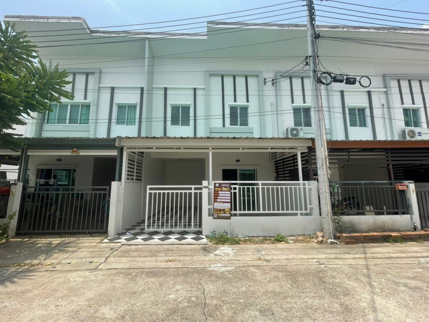 ทาวน์เฮ้าส์ หมู่บ้านไลโอ นอฟ ระยอง ปลวกแดง ปลวกแดง 1650000