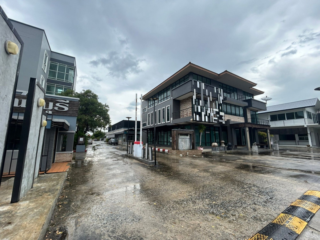 คอนโด ธนาบุรี เรสซิเด้นซ์ ชลบุรี พานทอง พานทอง 1311000
