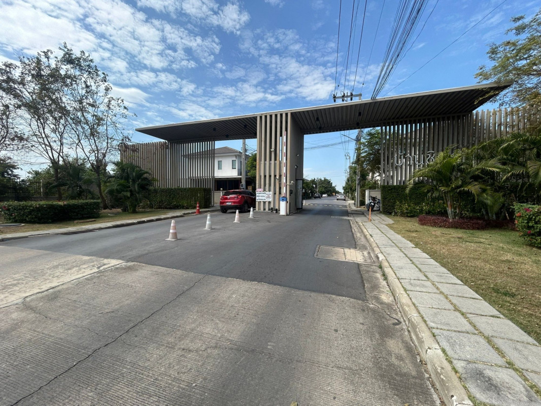 บ้านเดี่ยว บ้านชิดลม นนทบุรี บางบัวทอง บางบัวทอง 4150000