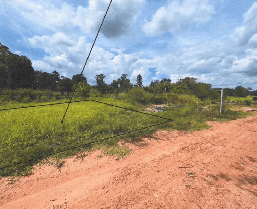 ที่ดินเปล่า อุบลราชธานี เมืองอุบลราชธานี ขามใหญ่ 225000