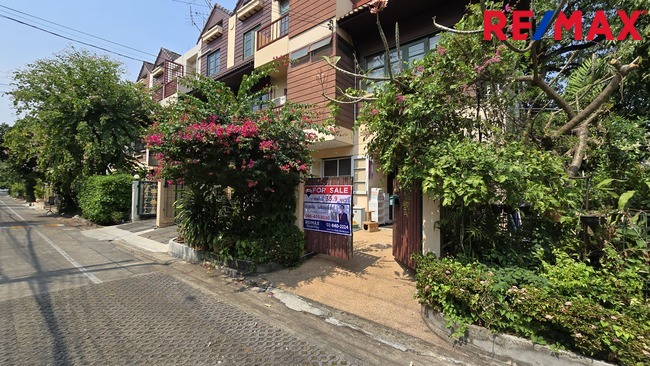 ทาวน์เฮ้าส์ บ้านสวนริมคลอง บางมด กรุงเทพมหานคร จอมทอง บางมด 3790000