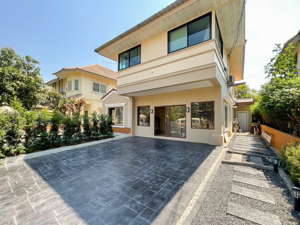 บ้านเดี่ยว ดิสคอฟเวอรี่ บาหลีก้า ลำลูกกา ปทุมธานี ลำลูกกา ลาดสวาย 3890000
