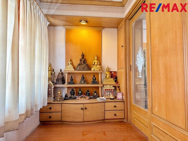 บ้านเดี่ยว ลดาวัลย์ ปิ่นเกล้า-บรมราชชนนี กรุงเทพมหานคร ทวีวัฒนา ศาลาธรรมสพน์ 25000000