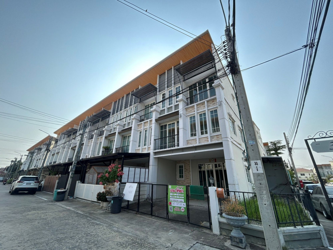 ทาวน์เฮ้าส์ โกลเด้นทาวน์ ลาดพร้าว-เกษตรนวมินทร์ กรุงเทพมหานคร บึงกุ่ม คลองกุ่ม 4810000