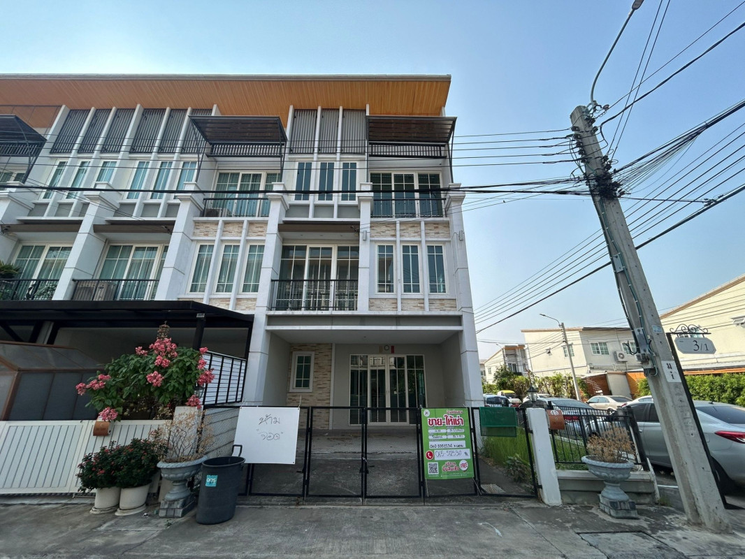ทาวน์เฮ้าส์ โกลเด้นทาวน์ ลาดพร้าว-เกษตรนวมินทร์ กรุงเทพมหานคร บึงกุ่ม คลองกุ่ม 4810000