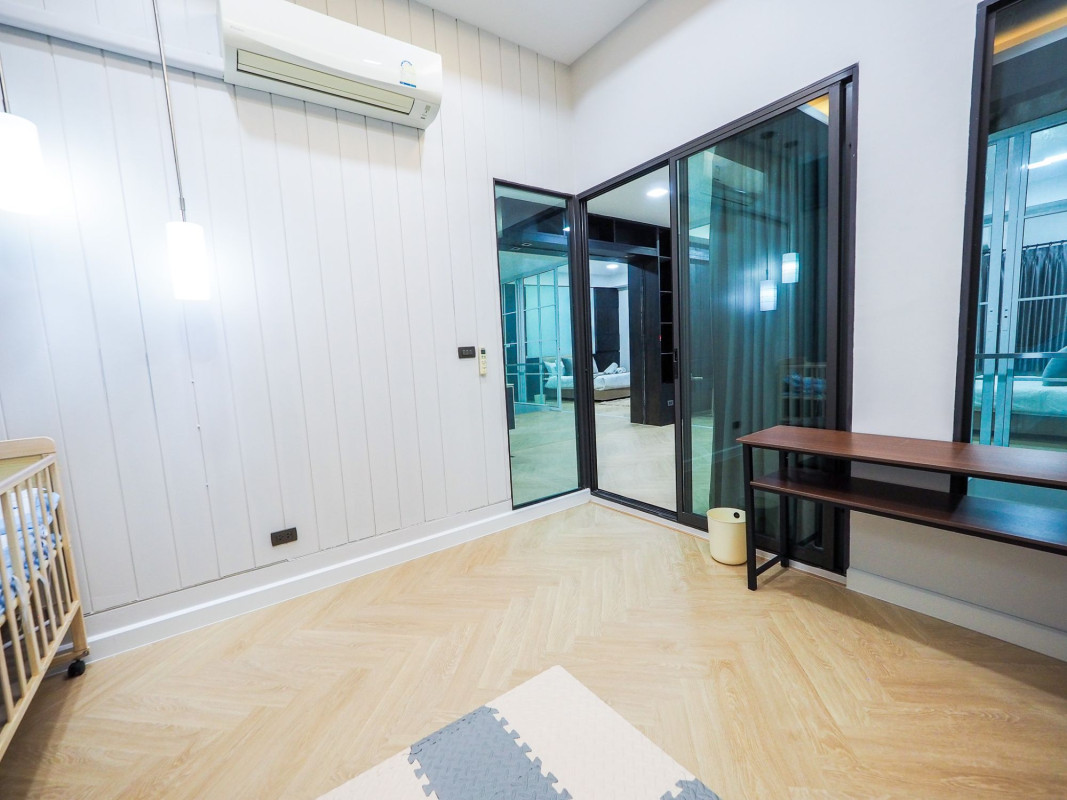 ทาวน์เฮ้าส์ The Terrace รามอินทรา 65 กรุงเทพมหานคร บางเขน ท่าแร้ง 8490000
