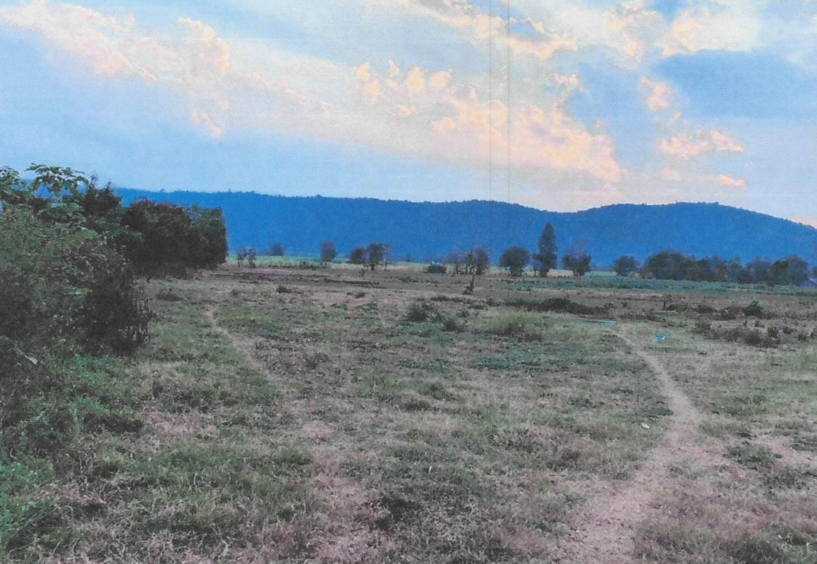 Residential land/lot Chai Nat Hankha Phrai Nok Yung 2048800