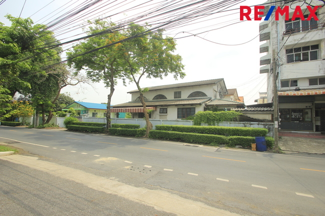 บ้านเดี่ยว กรุงเทพมหานคร ตลิ่งชัน คลองชักพระ 8900000