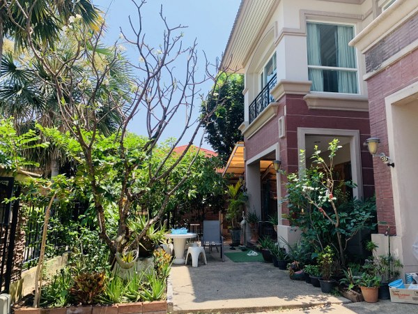 บ้านเดี่ยว ลัดดารมย์ อิลิแกนซ์ วงแหวน-สาทร กรุงเทพมหานคร บางแค หลักสอง 17900000