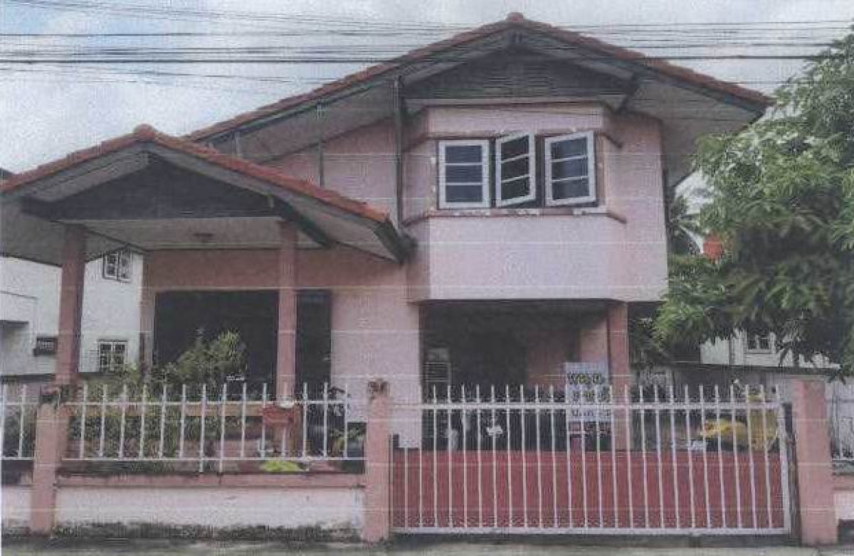 ทาวน์เฮ้าส์ เพชรบุรี บ้านลาด บ้านลาด 383752