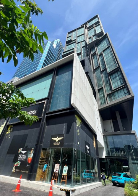 คอนโด อัพเอกมัย (Movenpick Residences) กรุงเทพมหานคร วัฒนา คลองตันเหนือ 3844000