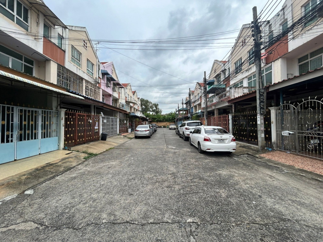 ทาวน์เฮ้าส์ ศิขรินทร์ นนทบุรี บางกรวย วัดชลอ 2800000