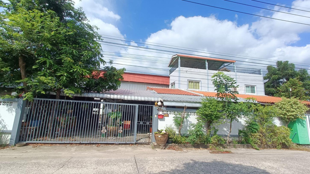 โรงงาน/โกดัง โกดัง ปทุมธานี ปทุมธานี ลำลูกกา ลาดสวาย 15000000