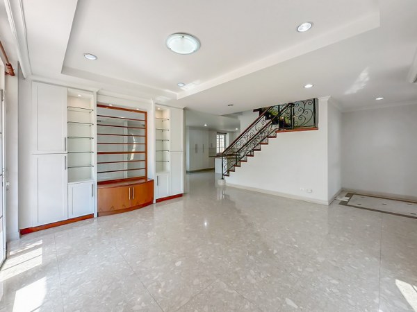 Single house Bangkok Phasi Charoen Bang Wa 10900000