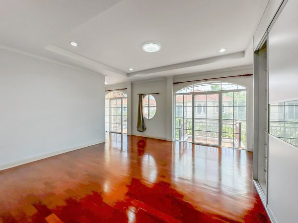 Single house Bangkok Phasi Charoen Bang Wa 10900000