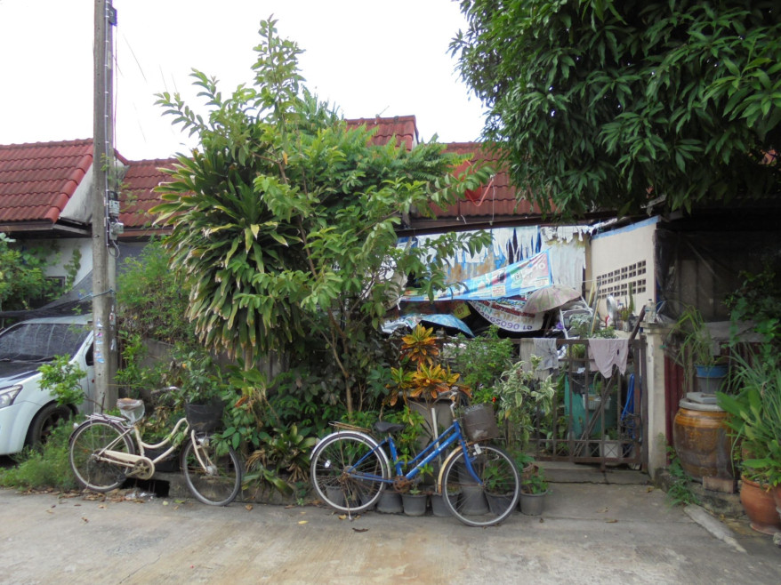 Townhouse Pathum Thani Thanyaburi Lam Phak Kut 578000