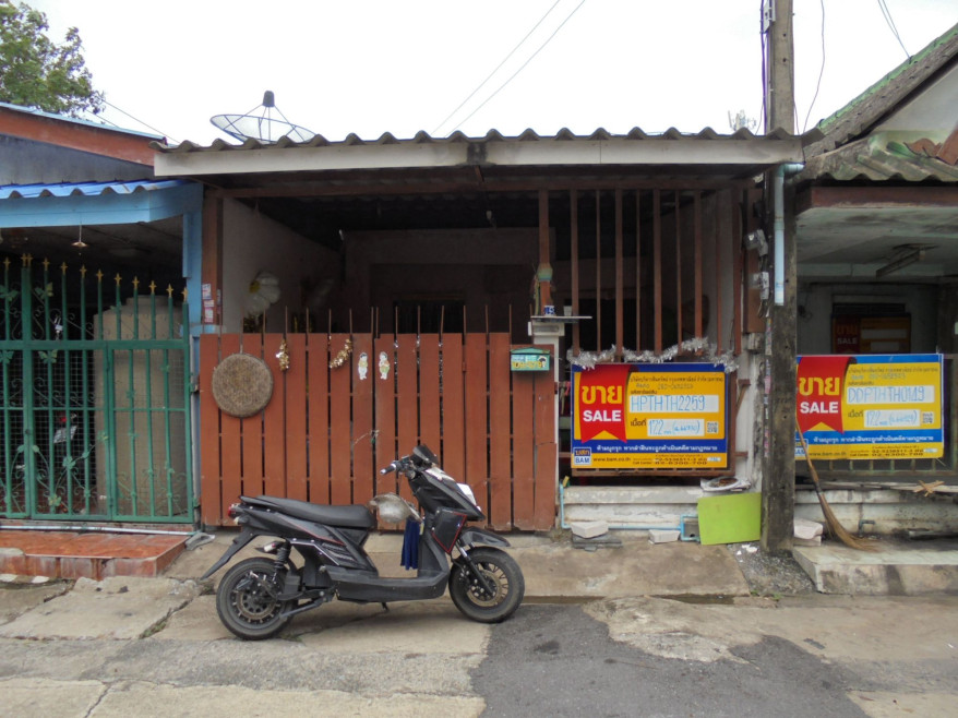 Townhouse Pathum Thani Thanyaburi Lam Phak Kut 714000