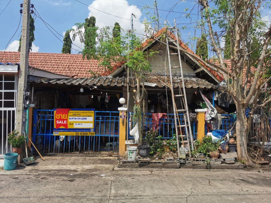 ทาวน์เฮ้าส์ ภัทรารมย์ 1 ปทุมธานี ลาดหลุมแก้ว ระแหง 945000