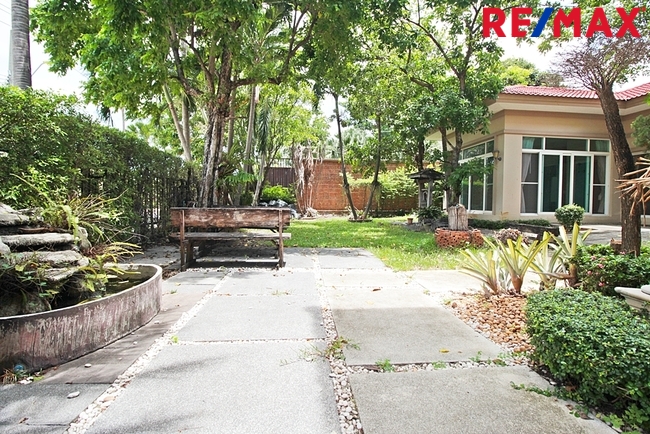 บ้านเดี่ยว ลัดดารมย์ อิลิแกนซ์ วงแหวน-สาทร กรุงเทพมหานคร บางแค หลักสอง 24000000