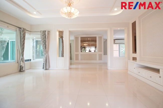 บ้านเดี่ยว ลัดดารมย์ อิลิแกนซ์ วงแหวน-สาทร กรุงเทพมหานคร บางแค หลักสอง 24000000