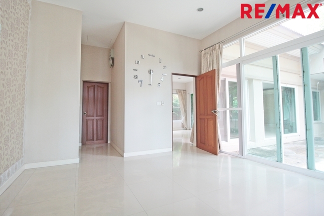 บ้านเดี่ยว ลัดดารมย์ อิลิแกนซ์ วงแหวน-สาทร กรุงเทพมหานคร บางแค หลักสอง 24000000
