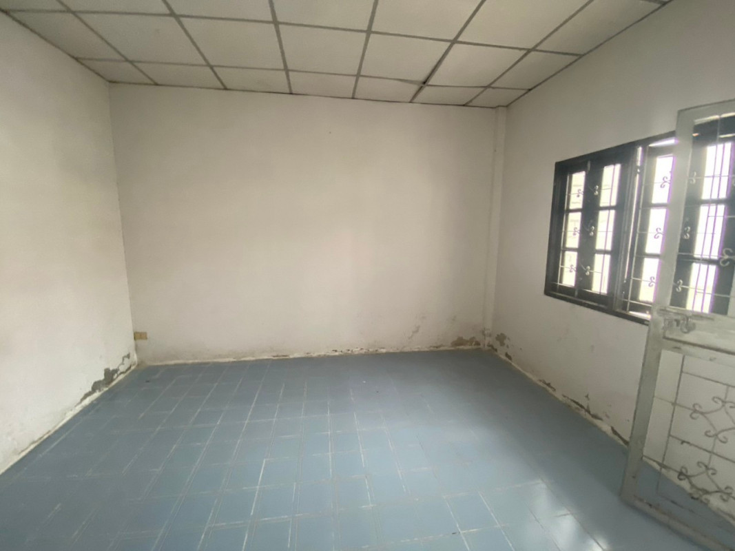 Townhouse Pathum Thani Thanyaburi Bueng Nam Rak 473000