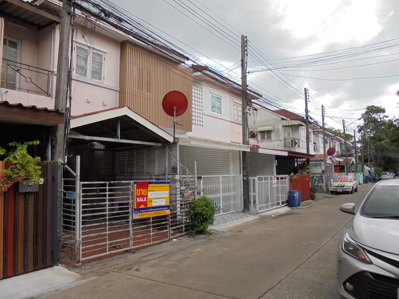 ทาวน์เฮ้าส์ ธนาริน ปทุมธานี ลำลูกกา ลาดสวาย 1313000