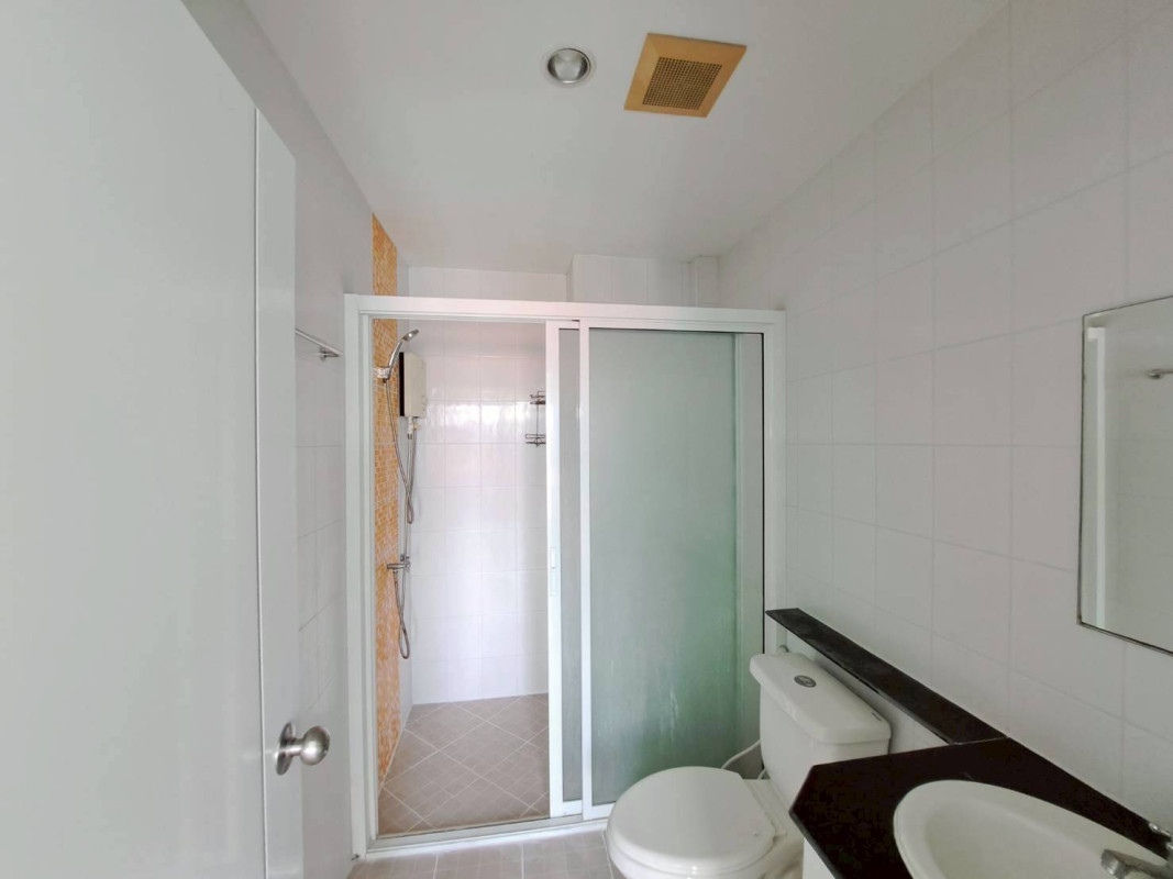 Condominium Chon Buri Mueang Chon Buri Khlong Tamru 1649830
