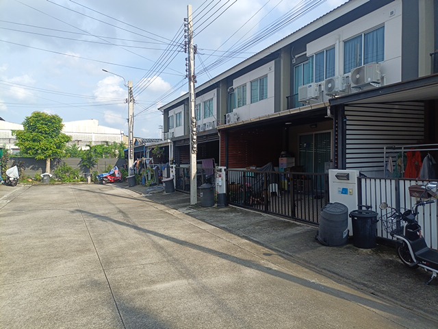 ทาวน์เฮ้าส์ บ้านพฤกษา หนองจอก สุวินทวงศ์ กรุงเทพมหานคร หนองจอก กระทุ่มราย 1590000