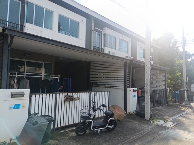 ทาวน์เฮ้าส์ บ้านพฤกษา หนองจอก สุวินทวงศ์ กรุงเทพมหานคร หนองจอก กระทุ่มราย 1590000