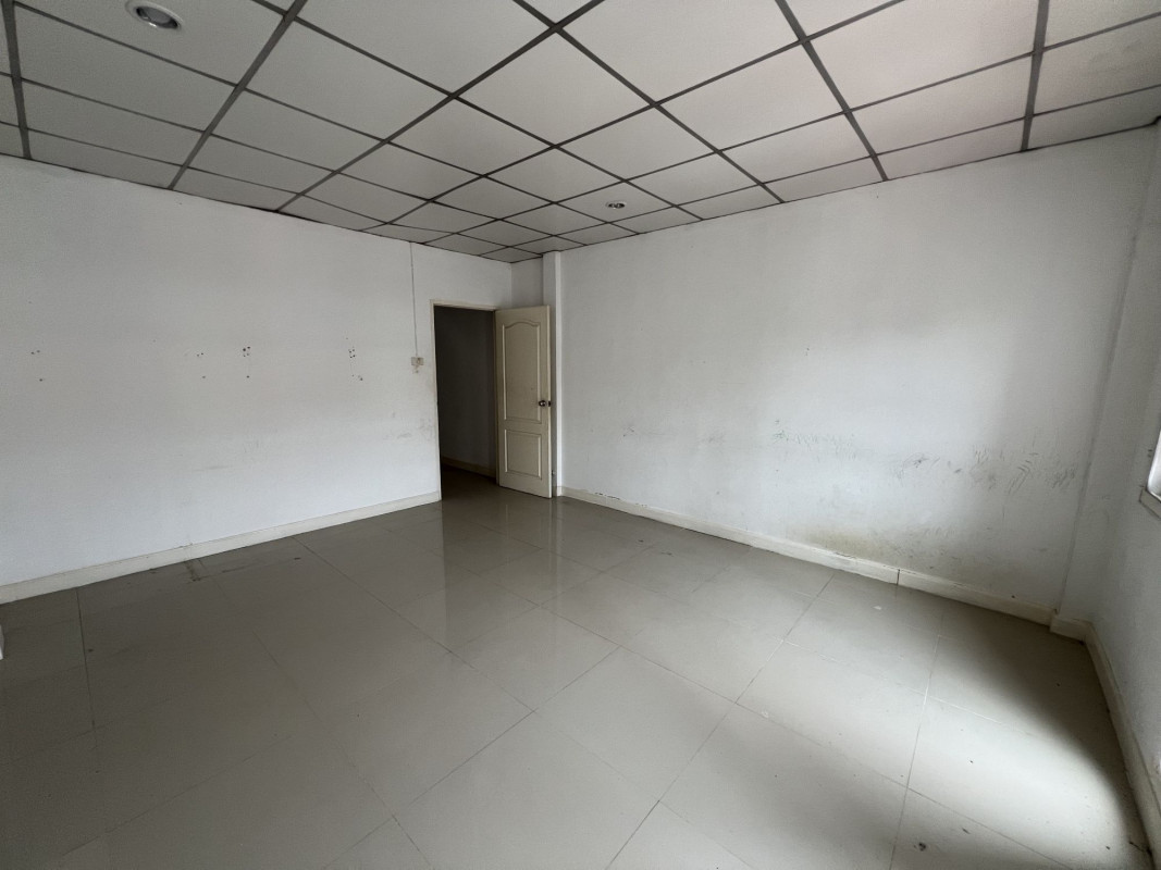 Townhouse Bangkok Min Buri Min Buri 1400000