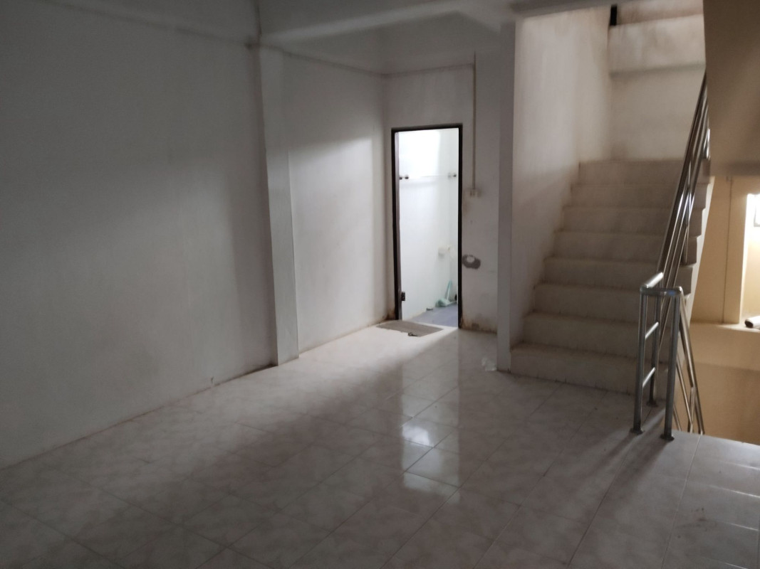 Commercial building Surat Thani Ko Samui Maenam 3675000