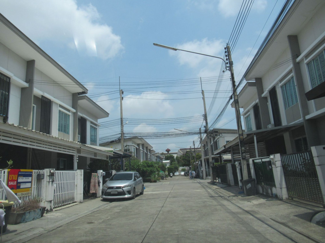 Townhouse Nakhon Pathom Sam Phran Krathum Lom 2310000