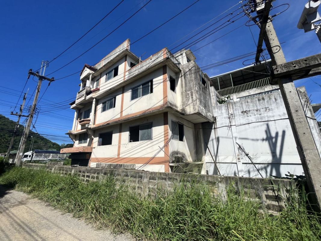 Commercial building Nakhon Ratchasima Pak Chong Phaya Yen 2520000