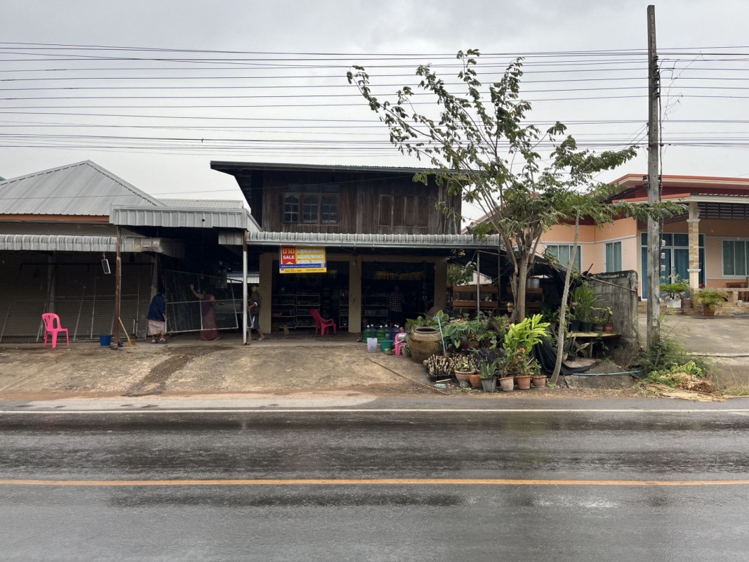 บ้านเดี่ยว บ้านครึ่งตึกครึ่งไม้ 2 ชั้น ชัยภูมิ เกษตรสมบูรณ์ หนองข่า 840000