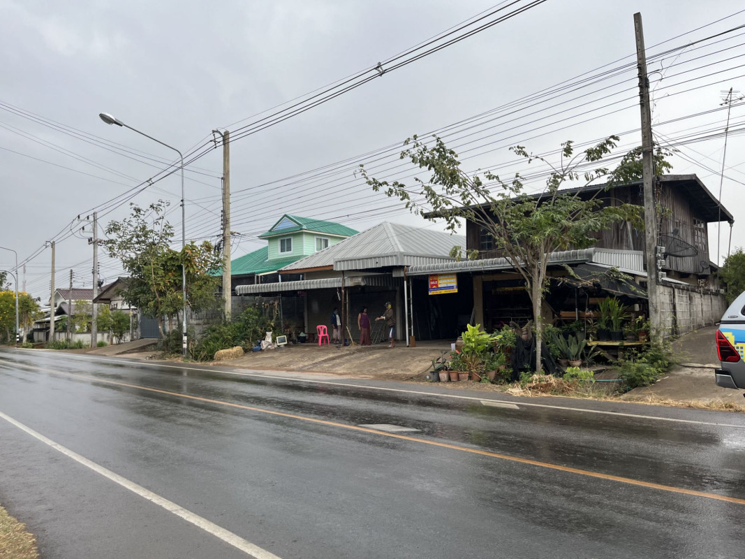 บ้านเดี่ยว บ้านครึ่งตึกครึ่งไม้ 2 ชั้น ชัยภูมิ เกษตรสมบูรณ์ หนองข่า 840000