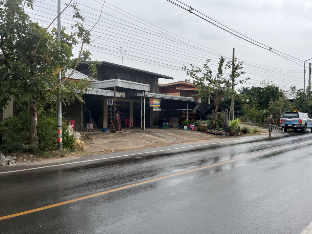 บ้านเดี่ยว บ้านครึ่งตึกครึ่งไม้ 2 ชั้น ชัยภูมิ เกษตรสมบูรณ์ หนองข่า 840000