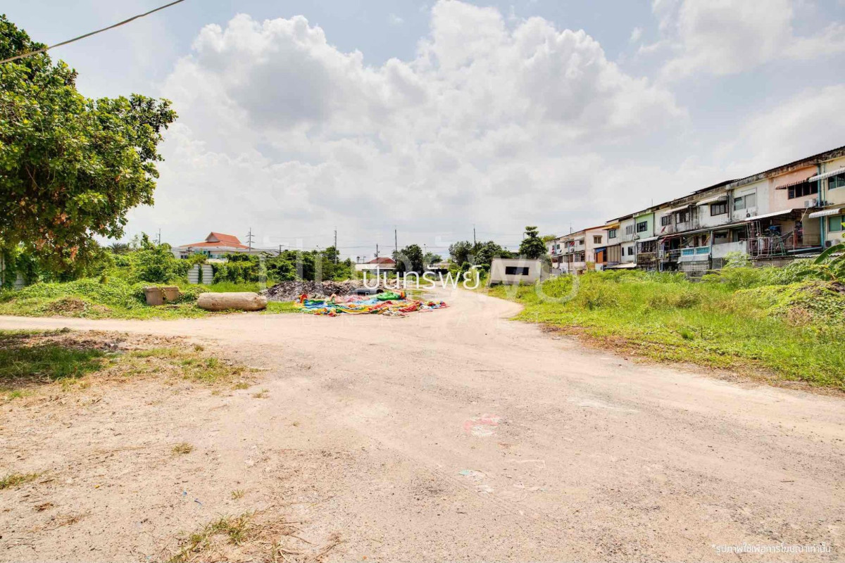 Residential land/lot Chiang Mai Mueang Chiang Mai Tha Sala 134783000