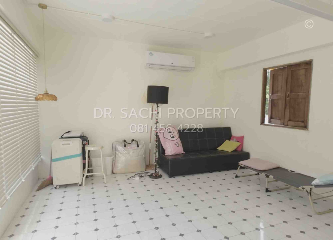 Single house House for sale in Lamphun City 122.7 Sq. wa., with a good atmosphere. Lamphun Mueang Lamphun Nai Mueang 6500000