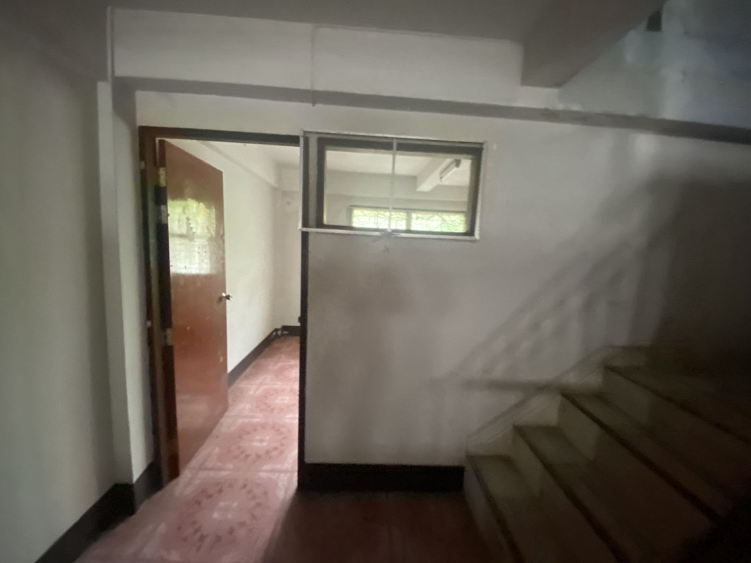 Commercial building Si Sa Ket Mueang Si Sa Ket Mueang Nuea 3150000