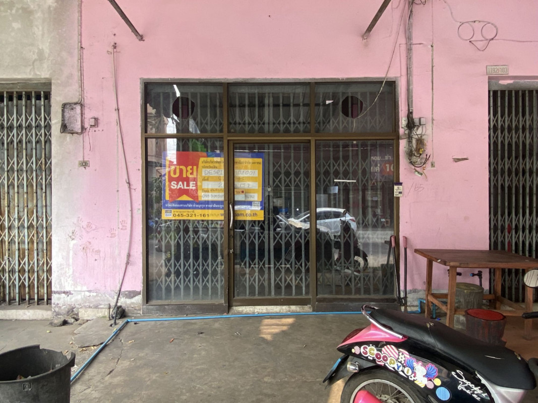 Commercial building Si Sa Ket Mueang Si Sa Ket Mueang Nuea 3150000